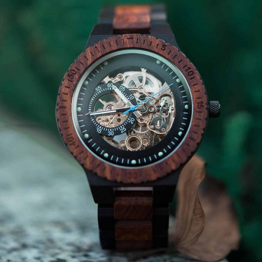 The Biscuit Men's Wooden Watch