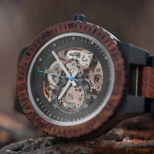 The Biscuit Men's Wooden Watch