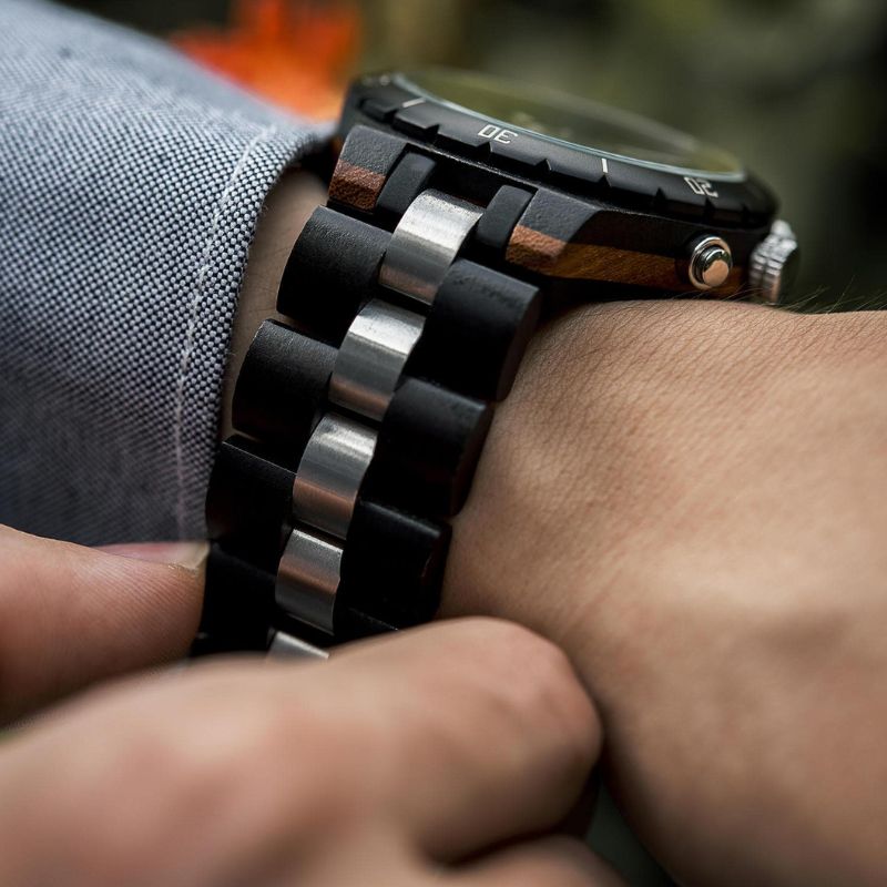 The Hunter Men's Wood Watch